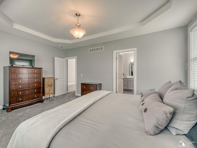1035 Saint James Park Avenue, Monroe, MI 48161