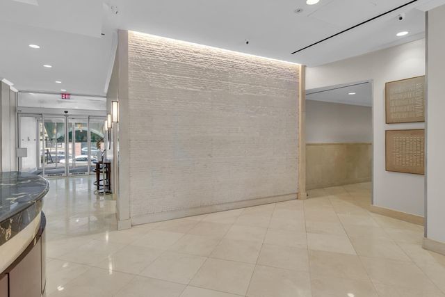 345 E 93rd Street 22E, New York (manhattan), NY 10128