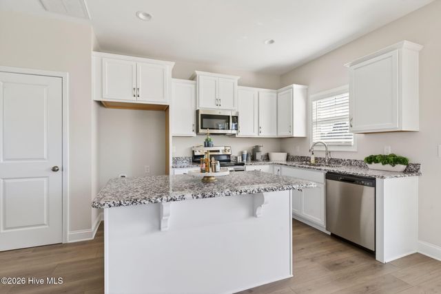 53 Hillwood Drive, Sanford, NC 27332