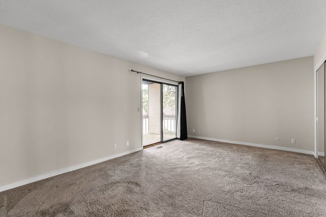 5911 36th Ave Court 16, Moline, IL 61265