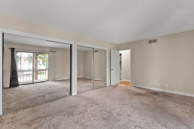 5911 36th Ave Court 16, Moline, IL 61265