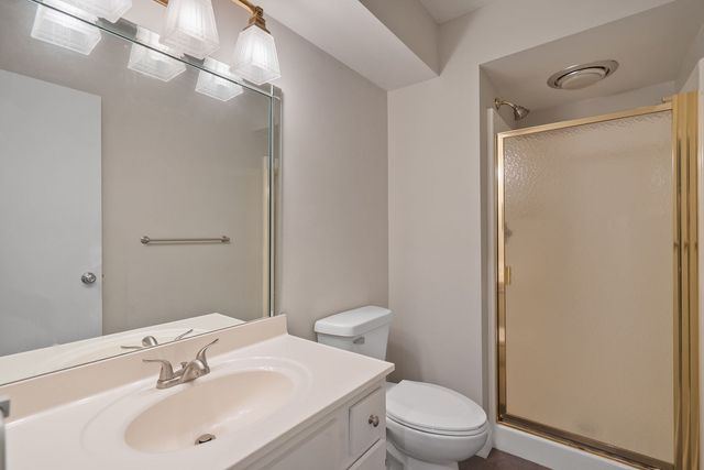 5911 36th Ave Court 16, Moline, IL 61265