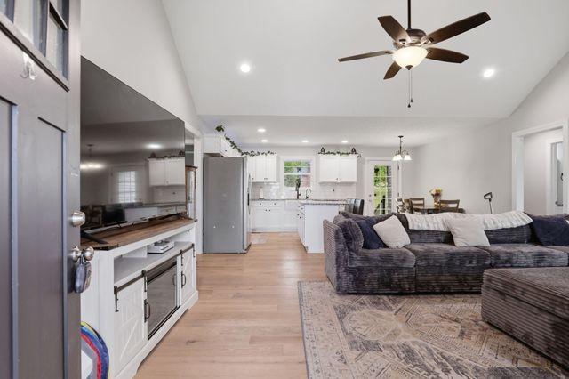 514 Rose Ln, Shelbyville, TN 37160