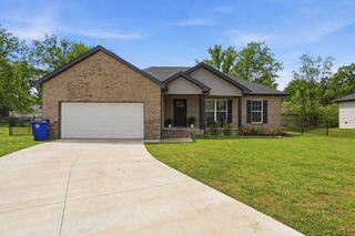 514 Rose Ln, Shelbyville, TN 37160