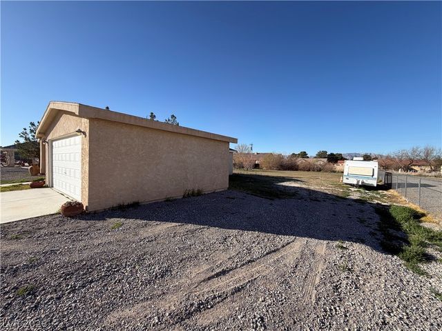 2730 South Dandelion Street, Pahrump, NV 89048