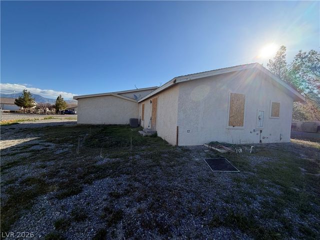 2730 South Dandelion Street, Pahrump, NV 89048