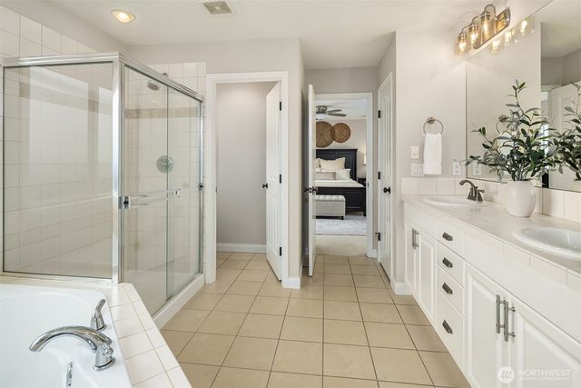 35814 SE Crestview Loop, Snoqualmie, WA 98065