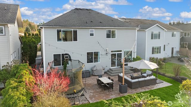 35814 SE Crestview Loop, Snoqualmie, WA 98065