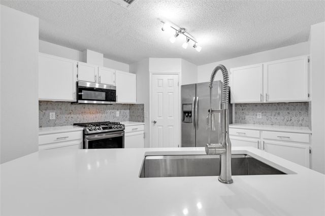 20820 Jumpers Delight LN, Pflugerville, TX 78660