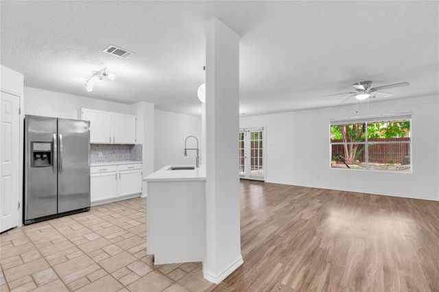 20820 Jumpers Delight LN, Pflugerville, TX 78660