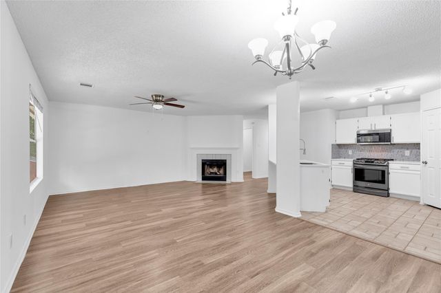 20820 Jumpers Delight LN, Pflugerville, TX 78660