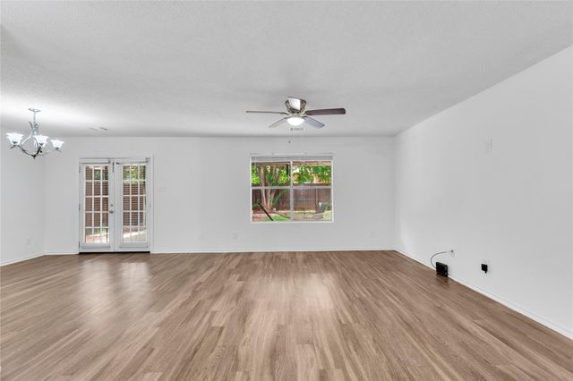 20820 Jumpers Delight LN, Pflugerville, TX 78660