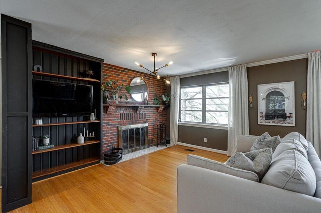 1402 John Ross Road, Chattanooga, TN 37412