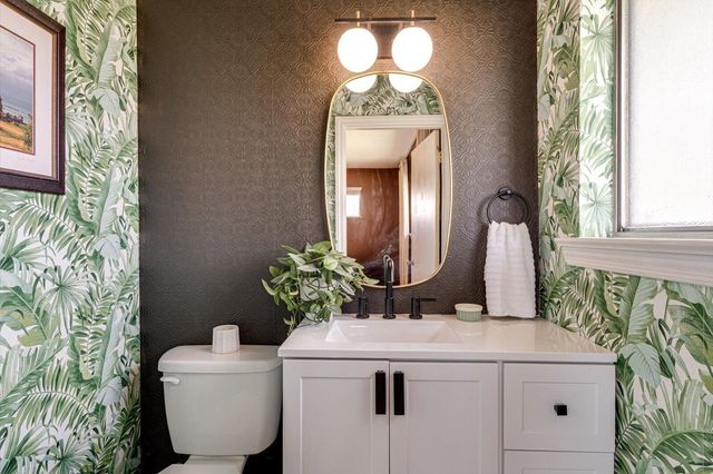 1402 John Ross Road, Chattanooga, TN 37412