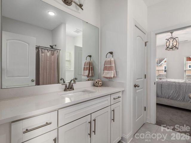 26 Walnut Springs Drive, Asheville, NC 28804