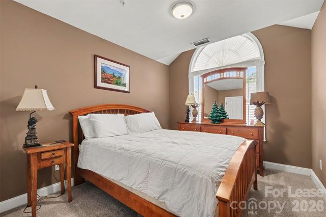 807 Clarkson Mill Court, Charlotte, NC 28202