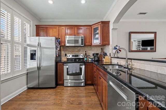 807 Clarkson Mill Court, Charlotte, NC 28202