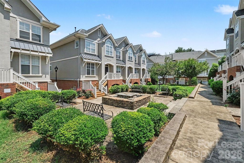 807 Clarkson Mill Court, Charlotte, NC 28202