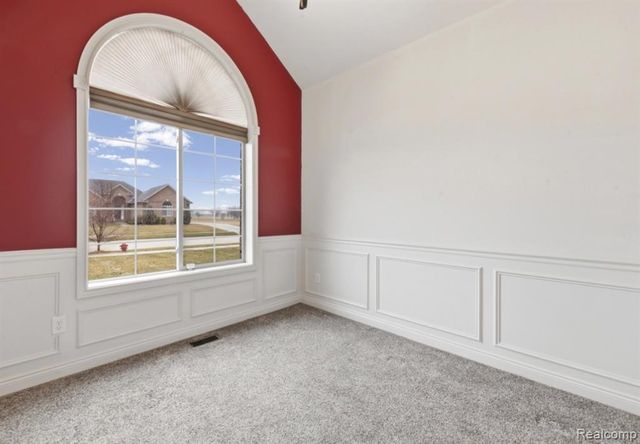 28796 Liparoto Boulevard, Flat Rock, MI 48134