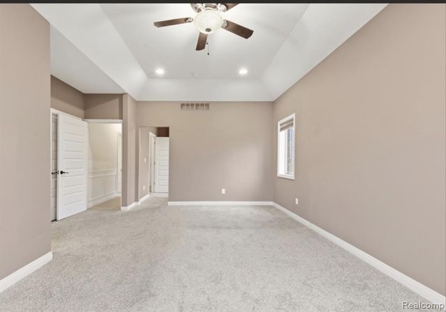 28796 Liparoto Boulevard, Flat Rock, MI 48134