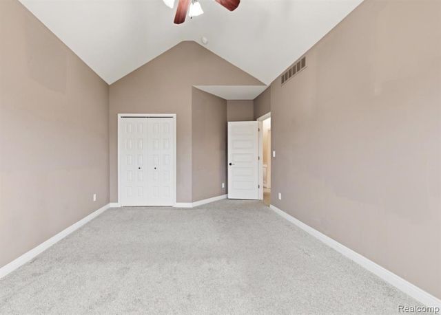 28796 Liparoto Boulevard, Flat Rock, MI 48134