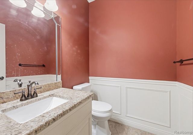 28796 Liparoto Boulevard, Flat Rock, MI 48134