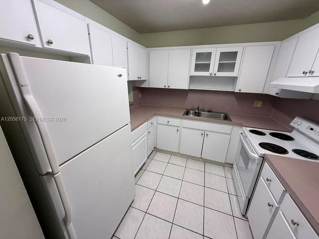 6070 W 19th Ave 112, Hialeah, FL 33012