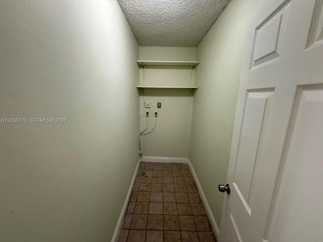 6070 W 19th Ave 112, Hialeah, FL 33012