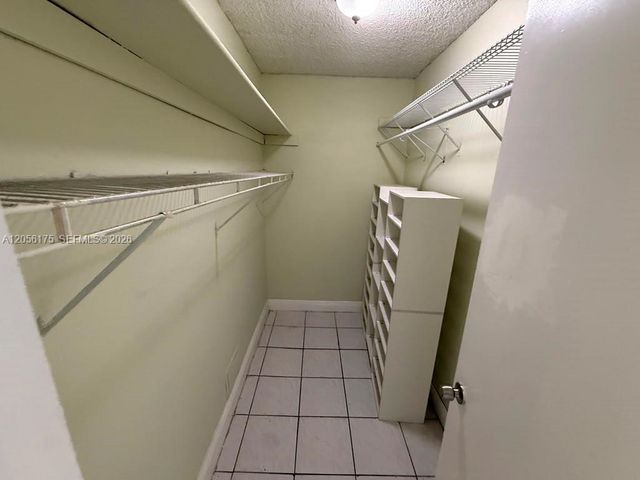 6070 W 19th Ave 112, Hialeah, FL 33012