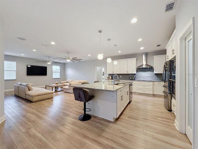 1930 DEEP CREEK DRIVE, Lakeland, FL 33810