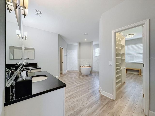 1930 DEEP CREEK DRIVE, Lakeland, FL 33810