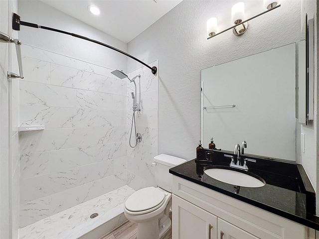 1930 DEEP CREEK DRIVE, Lakeland, FL 33810
