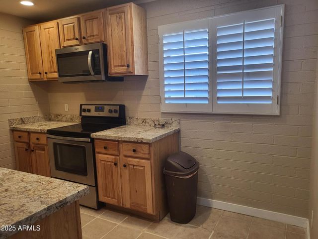 815 N HAYDEN Road A204, Scottsdale, AZ 85257