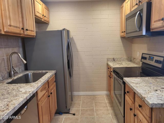 815 N HAYDEN Road A204, Scottsdale, AZ 85257