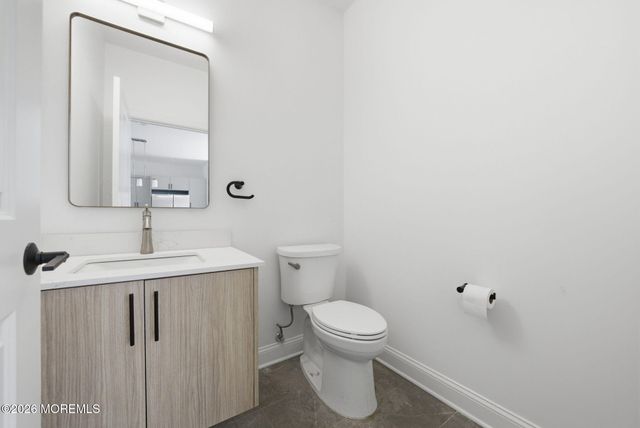 12 Remington Court 1000, Farmingdale, NJ 07727