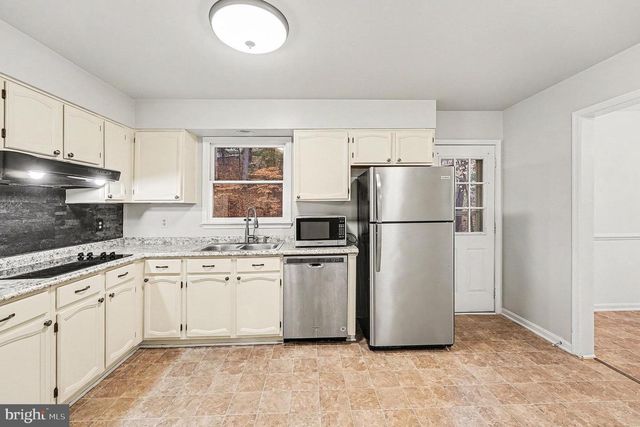 2108 AQUIA DR, Stafford, VA 22554