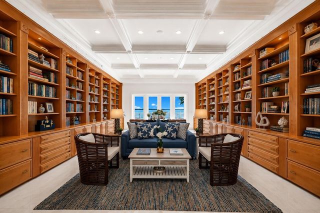 1516 BAYSHORE BOULEVARD, Dunedin, FL 34698