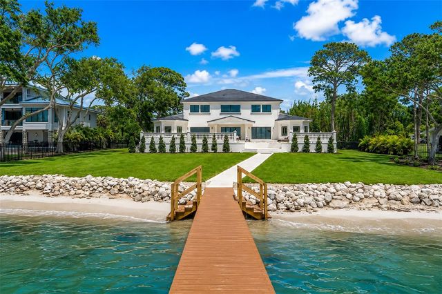 1516 BAYSHORE BOULEVARD, Dunedin, FL 34698