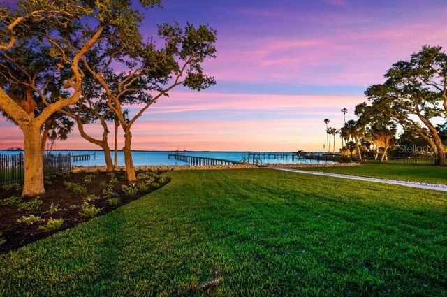 1516 BAYSHORE BOULEVARD, Dunedin, FL 34698