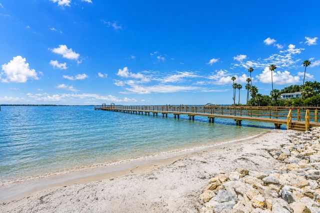 1516 BAYSHORE BOULEVARD, Dunedin, FL 34698