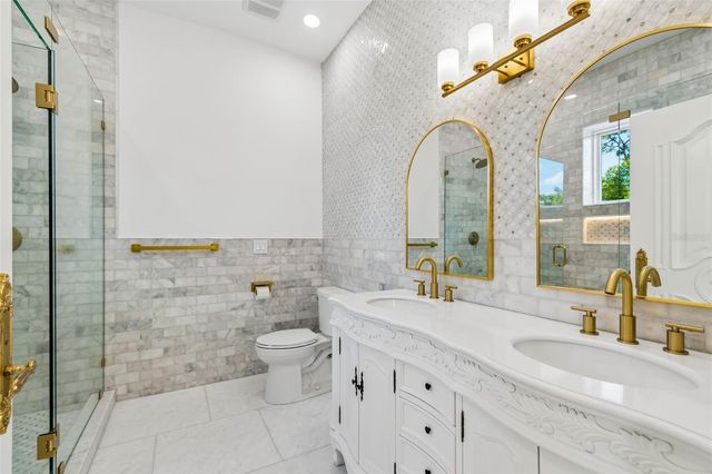 1516 BAYSHORE BOULEVARD, Dunedin, FL 34698