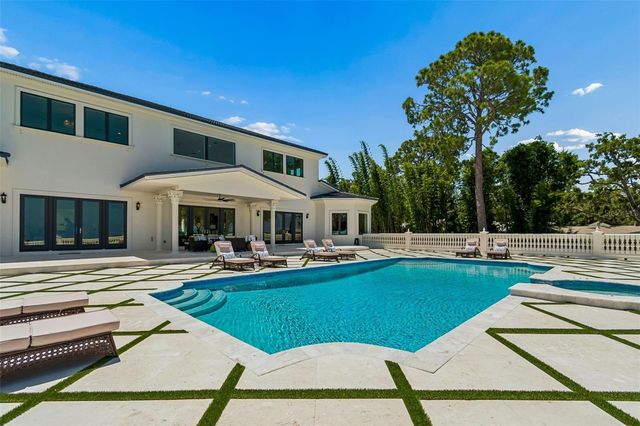 1516 BAYSHORE BOULEVARD, Dunedin, FL 34698