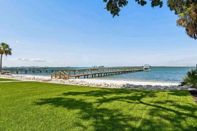 1516 BAYSHORE BOULEVARD, Dunedin, FL 34698