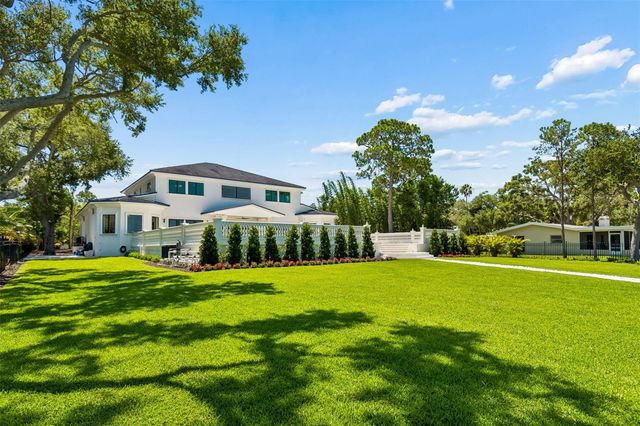 1516 BAYSHORE BOULEVARD, Dunedin, FL 34698