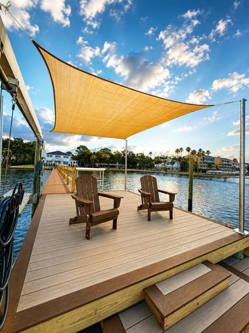 1516 BAYSHORE BOULEVARD, Dunedin, FL 34698