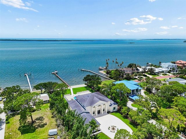 1516 BAYSHORE BOULEVARD, Dunedin, FL 34698