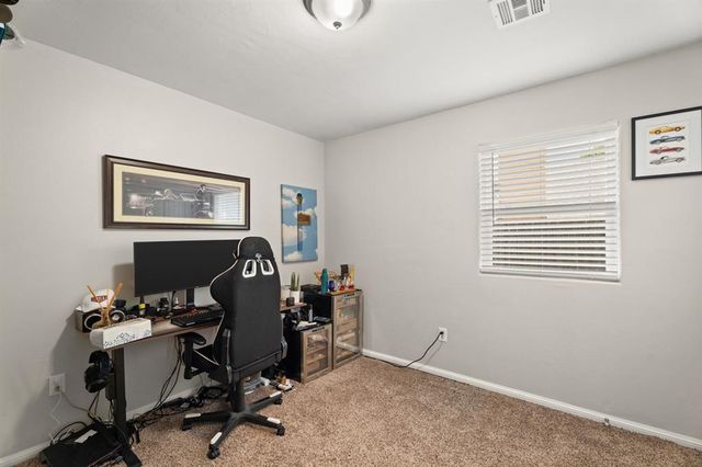 104 N Rambling Oaks Drive, Moore, OK 73160