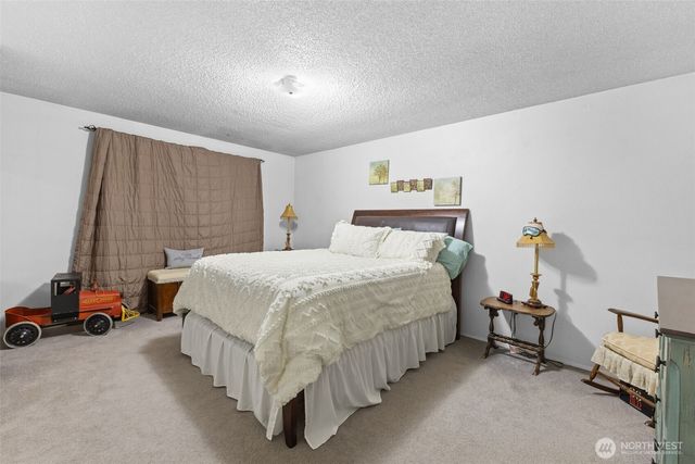 14209 14211 107th Avenue Ct E, Puyallup, WA 98374