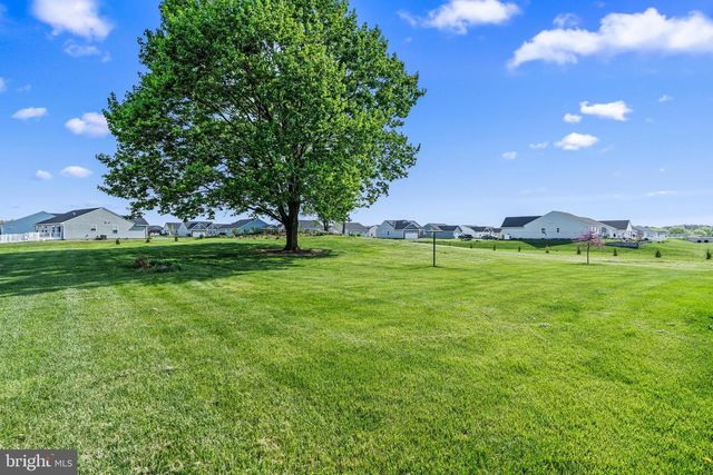 4243 HAMMONDS MILL RD, Hedgesville, WV 25427
