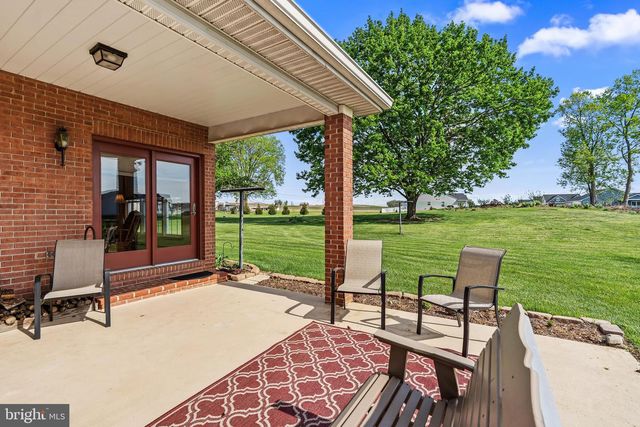 4243 HAMMONDS MILL RD, Hedgesville, WV 25427